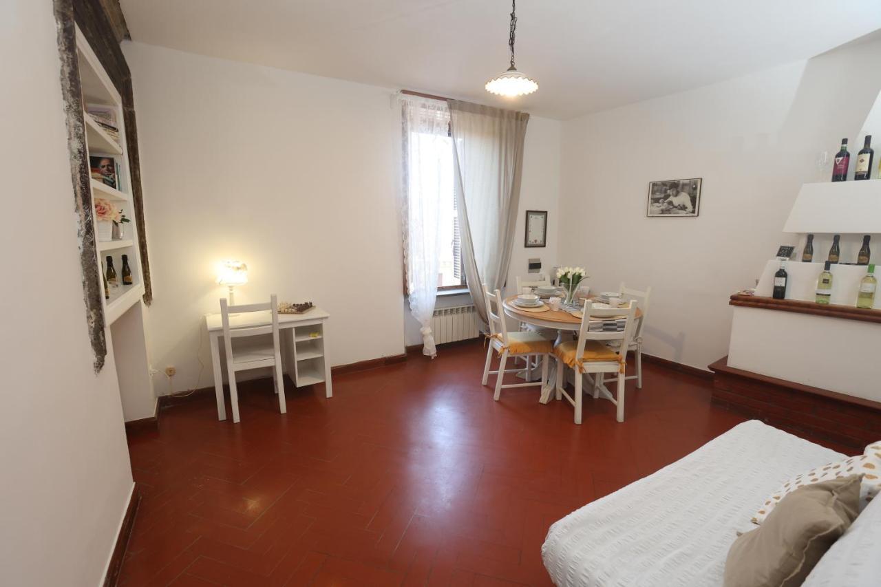 Appartement Relax Nel Borgo, La Fontana à Campagnano Di Roma Extérieur photo